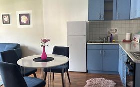 Old Bridge Apartment